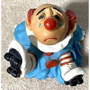 Vintage Universal Statury Sad Crying Roller Skating Clown Statue 1980 8" USA